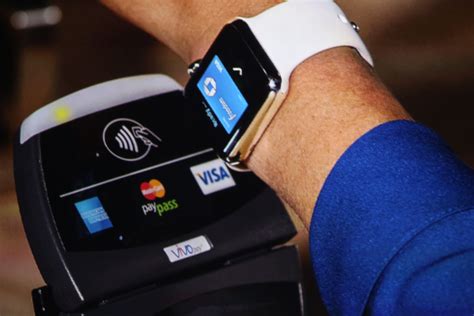 Mobile payments and wearables 